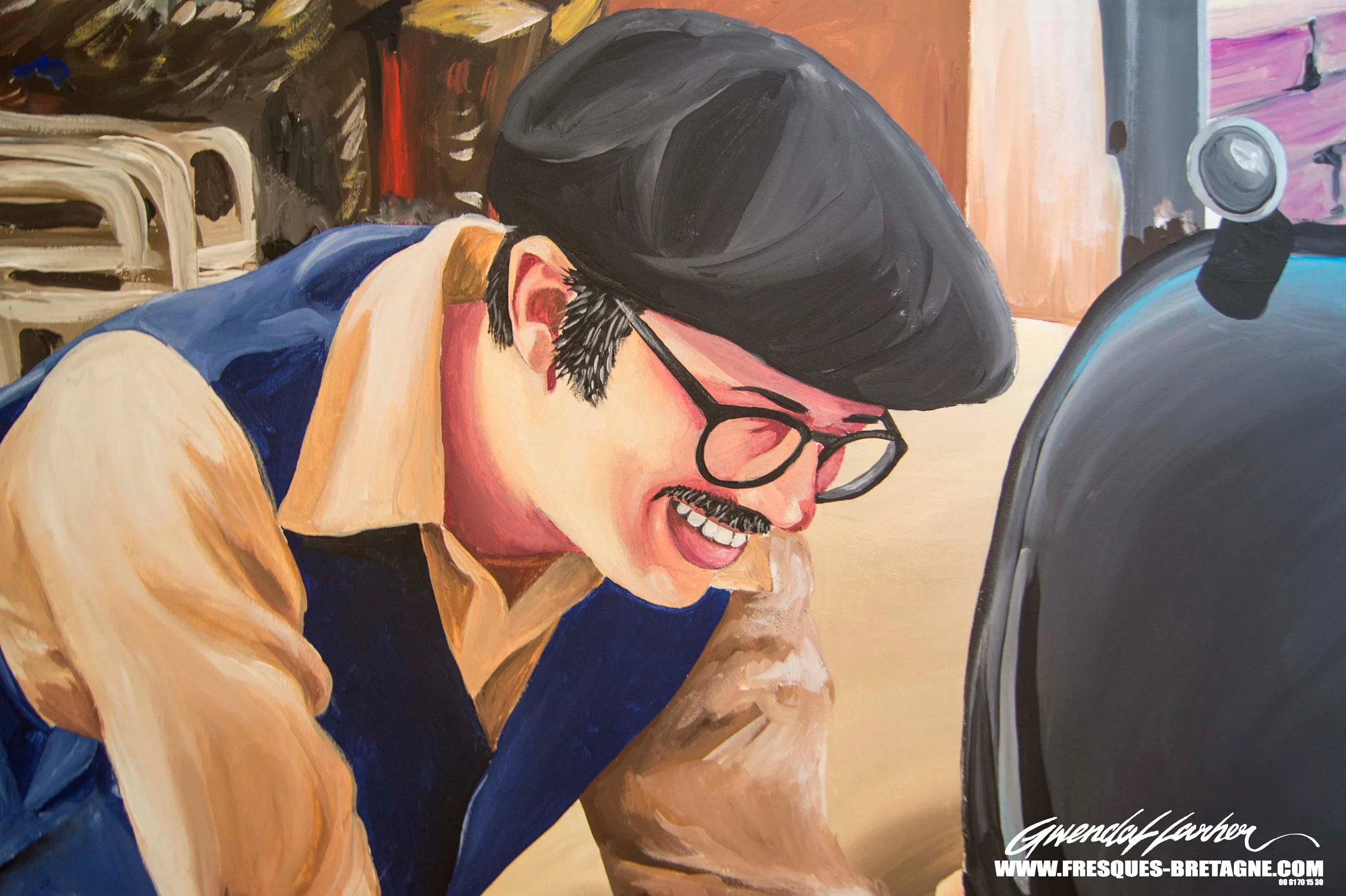 détail portrait de la fresque en trompe-l'œil du faux garage à Guerlesquin